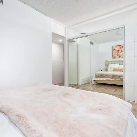 Boho Oceanview Apartment Gold Coast Exterior photo